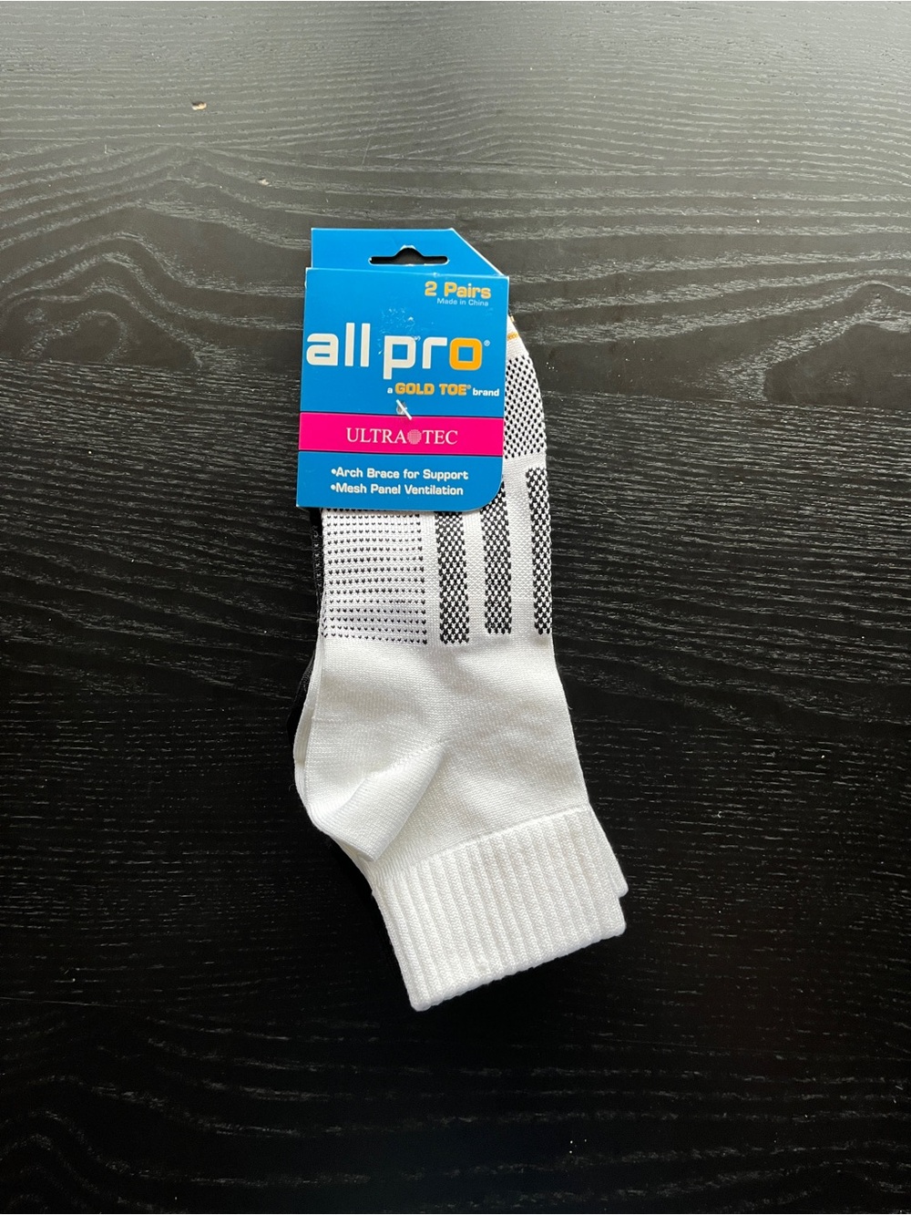 All Pro Gold Toe Ultra Tec Athletic Socks 2 Pairs White Black Size 9-11